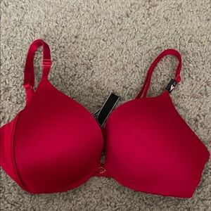 New Victoria's Secret Vibrant Red Bra